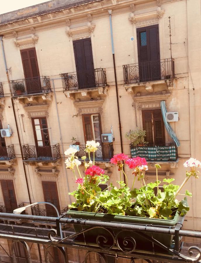 Go Go House 2 Casa Aprile Daire Palermo Dış mekan fotoğraf
